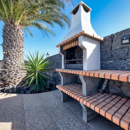 Blue Waves House - Heated Pool, Bbq And Bicycles By Lanzarote Semesterbostad Playa Blanca (Lanzarote)