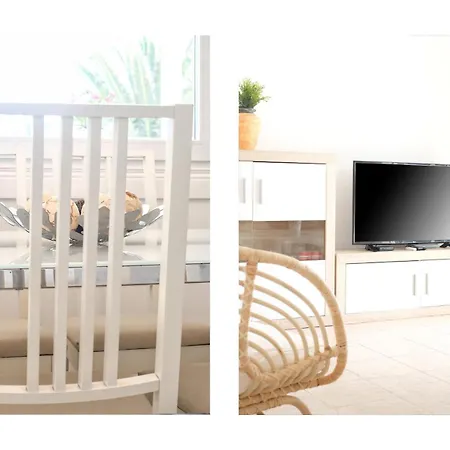 Semesterbostad Blue Waves House - Heated Pool, Bbq And Bicycles By Lanzarote Playa Blanca (Lanzarote)