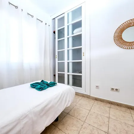 Feriehus Blue Waves House - Heated Pool, Bbq And Bicycles By Lanzarote
