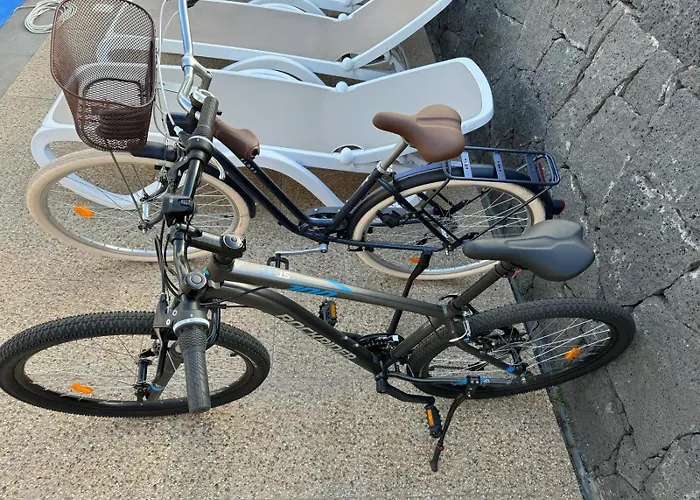 Dom wakacyjny Blue Waves House - Heated Pool, Bbq And Bicycles By Lanzarote *