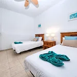 Сasa de vacaciones Blue Waves House - Heated Pool, Bbq And Bicycles By Lanzarote *